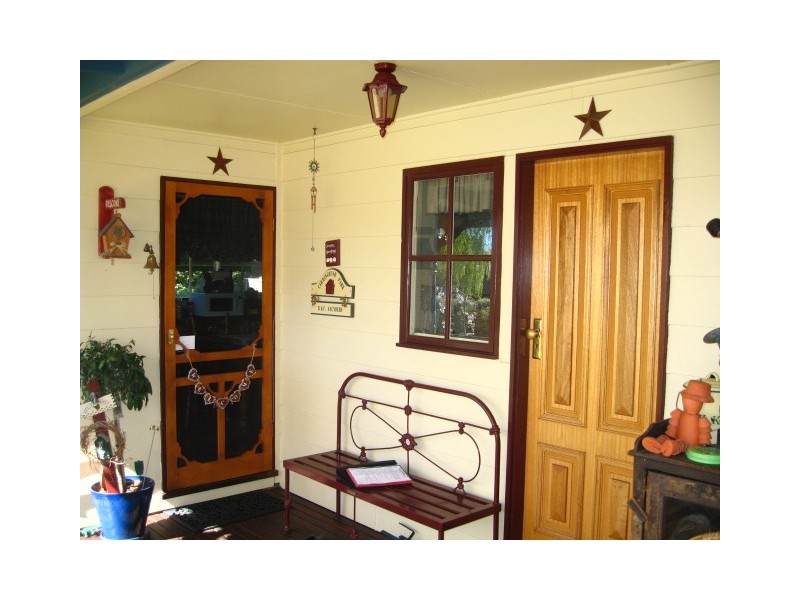 37 Bucks road, Simpson VIC 3266