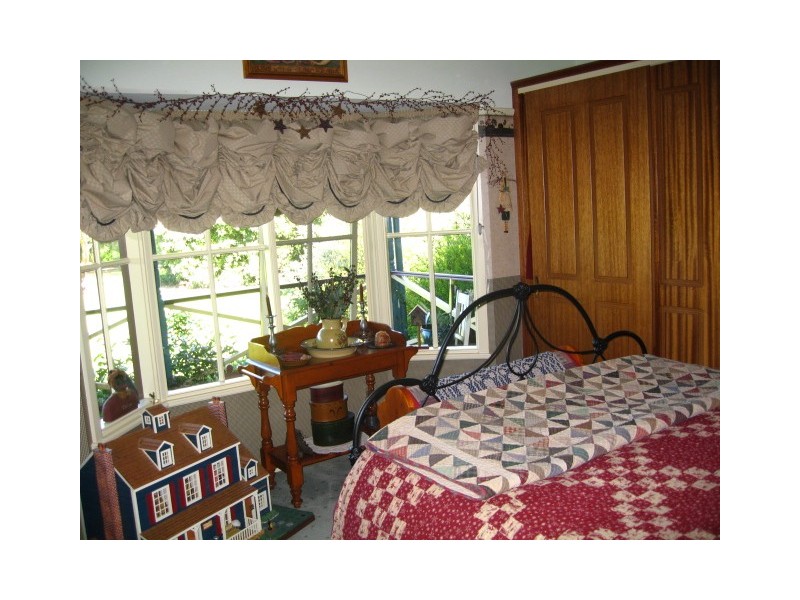 37 Bucks road, Simpson VIC 3266