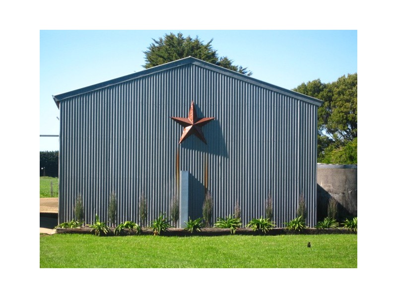 37 Bucks road, Simpson VIC 3266