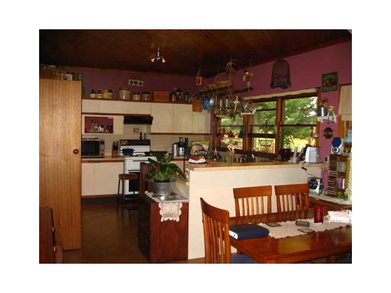 189 North South road, Timboon VIC 3268