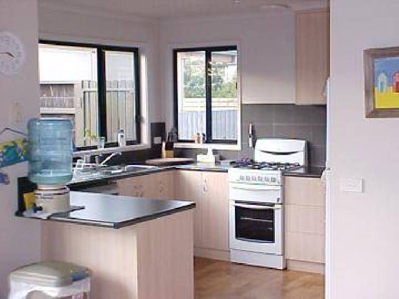 Newfield Street, Peterborough VIC 3270