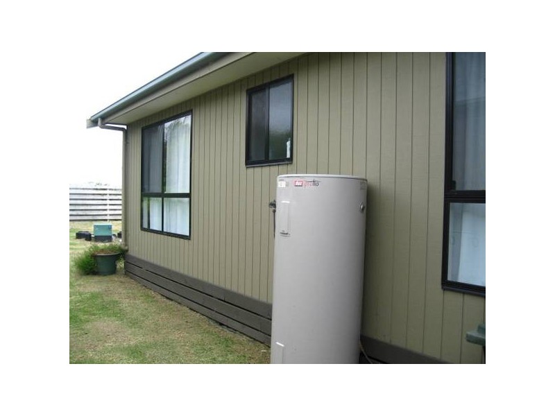 Newfield Street, Peterborough VIC 3270