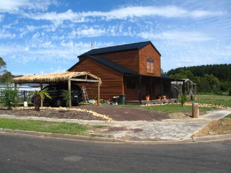 2 Wyang Crescent, Simpson VIC 3266