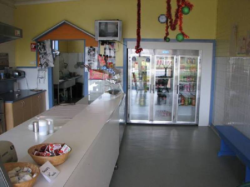 3 Curdies Street, Cobden VIC 3266