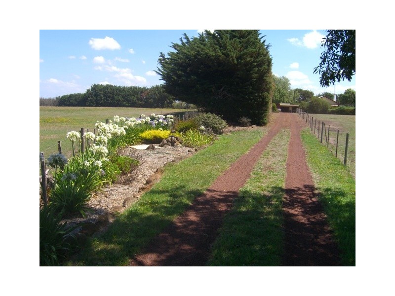 189 Nelsons Road, Elingamite North VIC 3266