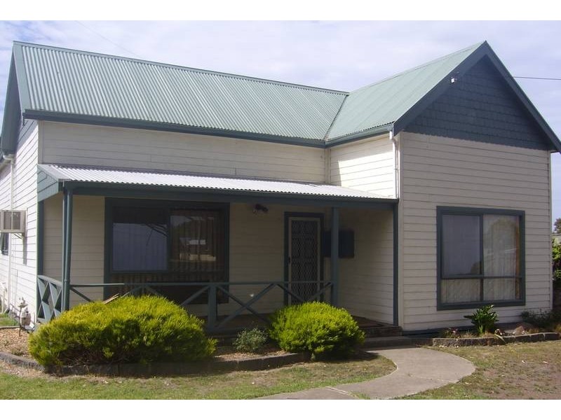 44 Walker Street, Cobden VIC 3266