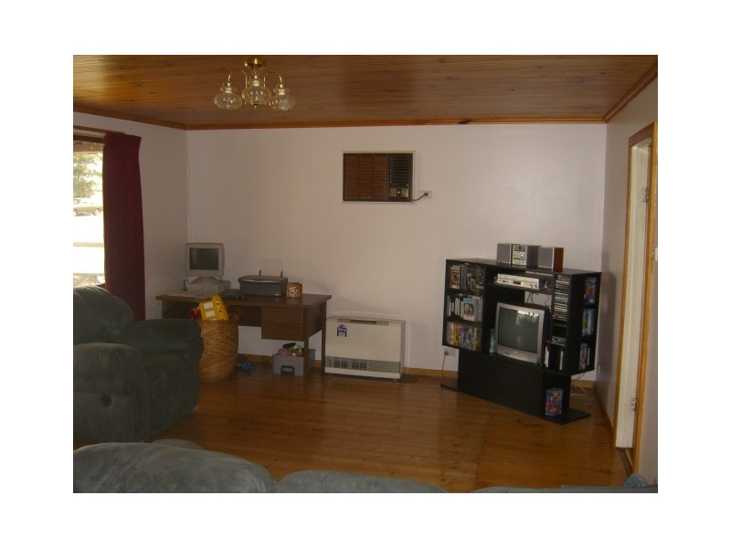 44 Walker Street, Cobden VIC 3266