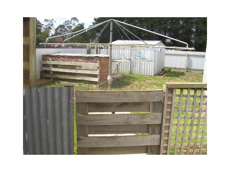 44 Walker Street, Cobden VIC 3266