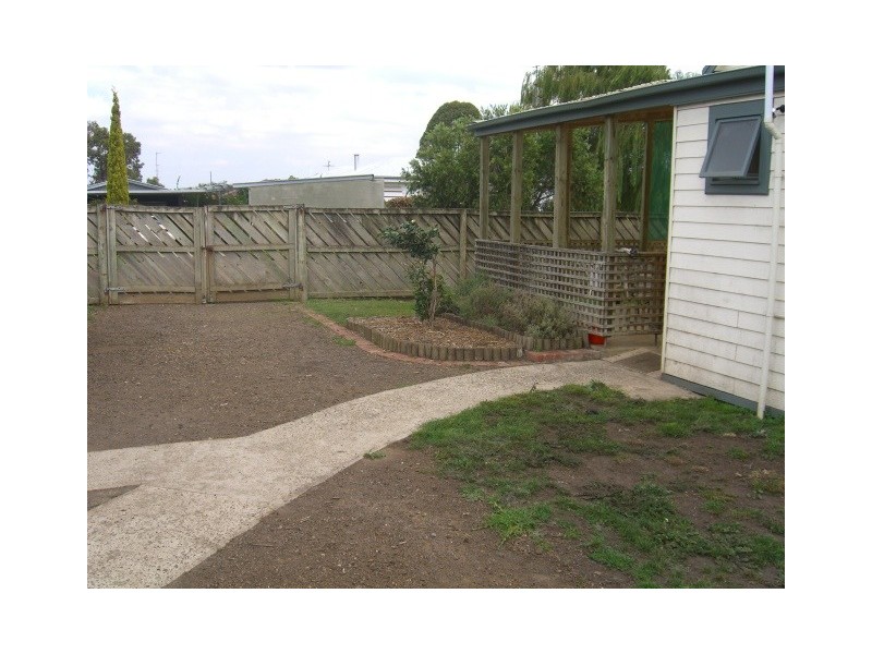 44 Walker Street, Cobden VIC 3266