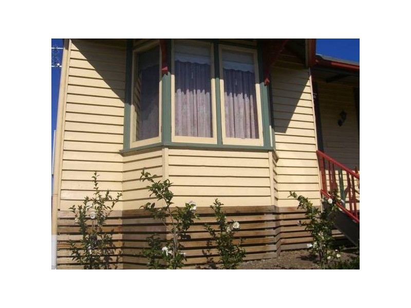 13 Clarke Street, Cobden VIC 3266