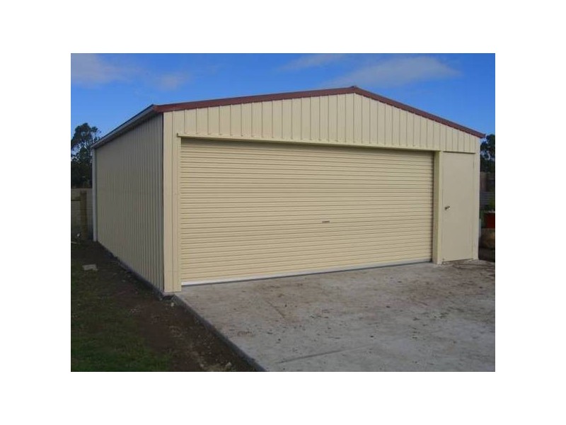 13 Clarke Street, Cobden VIC 3266