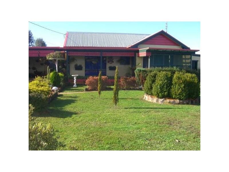 34 Walker Street, Cobden VIC 3266