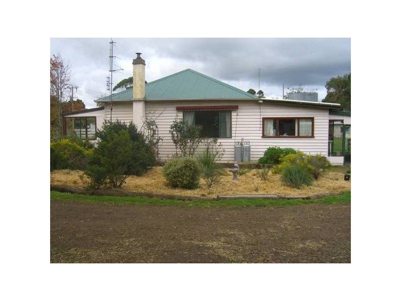 Cobden – Warrnambool Road, Glenfyne VIC 3266