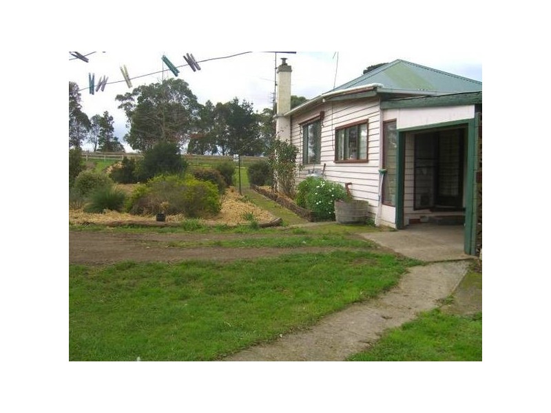 Cobden – Warrnambool Road, Glenfyne VIC 3266
