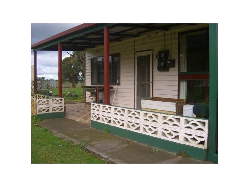 Cobden – Warrnambool Road, Glenfyne VIC 3266
