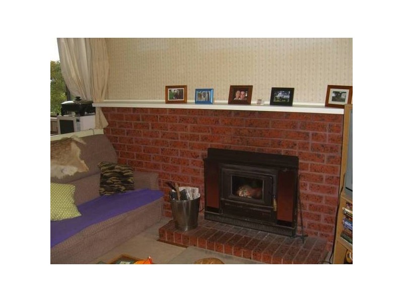 Cobden – Warrnambool Road, Glenfyne VIC 3266