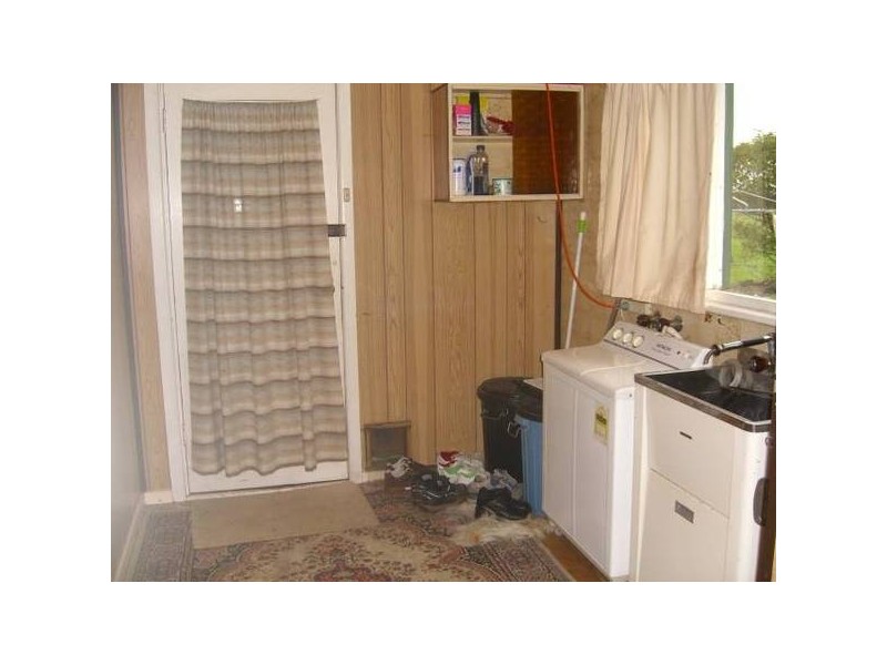 Cobden – Warrnambool Road, Glenfyne VIC 3266