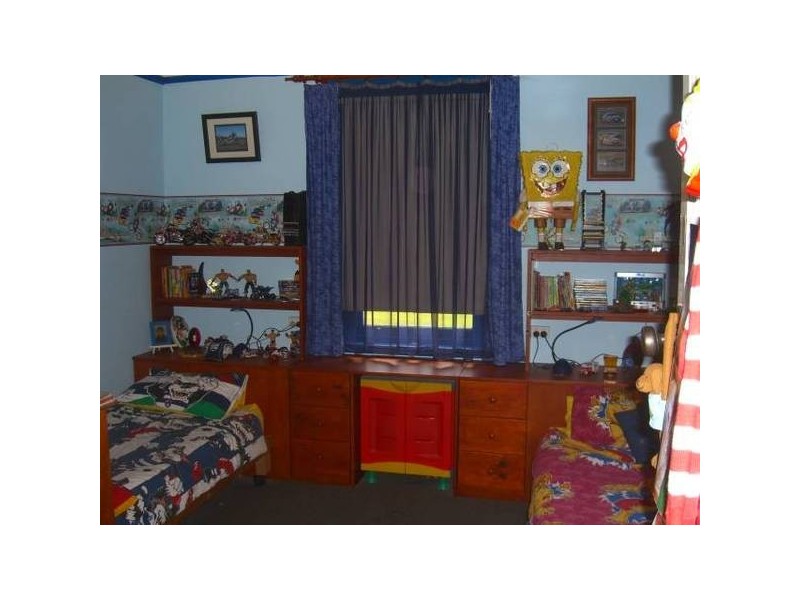 33 Clarke Street, Cobden VIC 3266