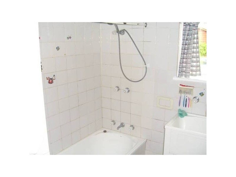 33 Clarke Street, Cobden VIC 3266