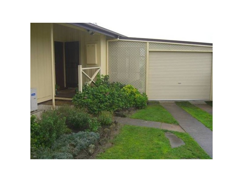 Tobruk Street, Cobden VIC 3266