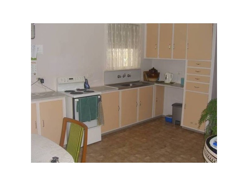 Tobruk Street, Cobden VIC 3266