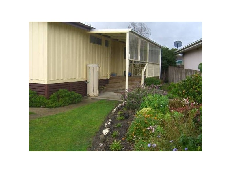 Tobruk Street, Cobden VIC 3266