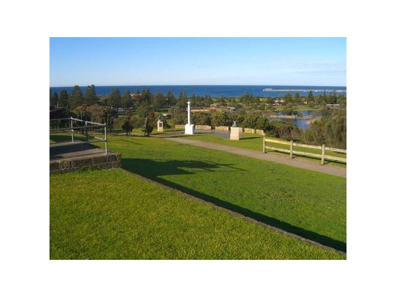 2 Dobson Way, Warrnambool VIC 3280