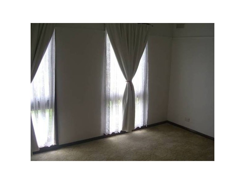 54 Parrott Street, Cobden VIC 3266