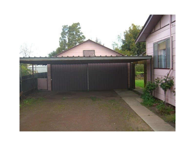 23 Neylon Street, Cobden VIC 3266