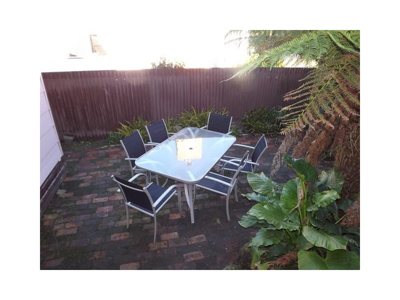 23 Neylon Street, Cobden VIC 3266