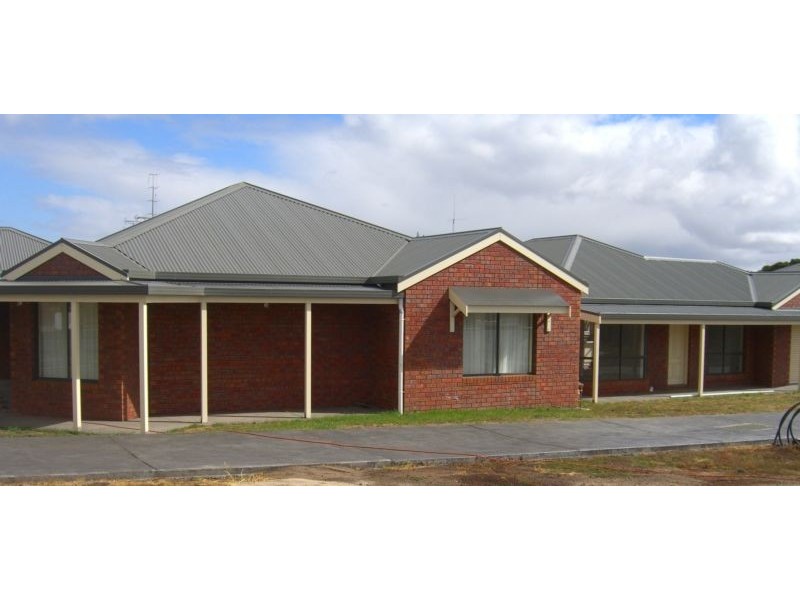 64 – 66 Curdie Street, Cobden VIC 3266