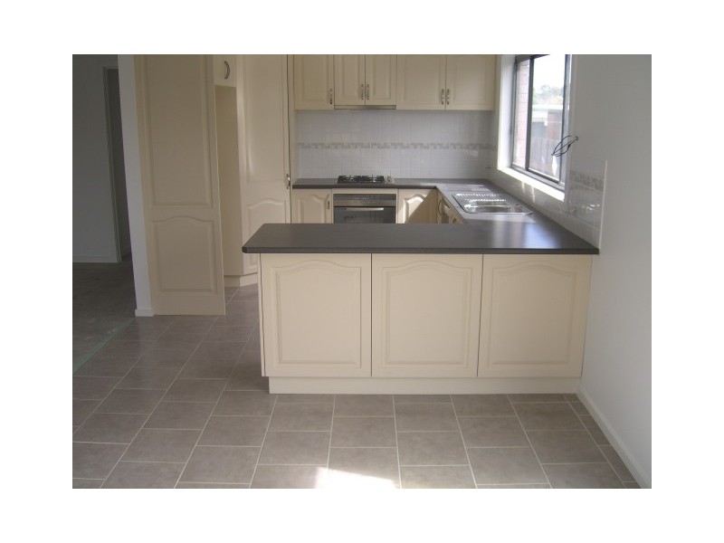 64 – 66 Curdie Street, Cobden VIC 3266