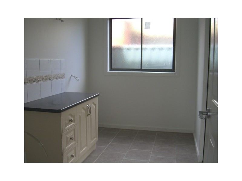 64 – 66 Curdie Street, Cobden VIC 3266