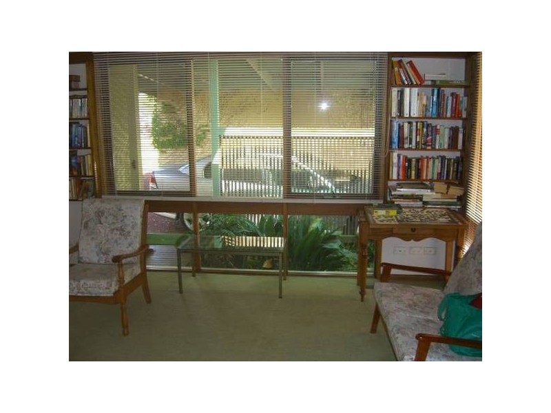 16 Rix Ave, Cobden VIC 3266