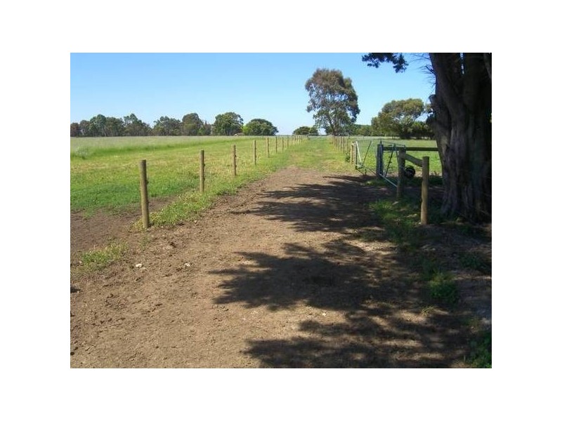 109 Jancourt Road, Cobden VIC 3266