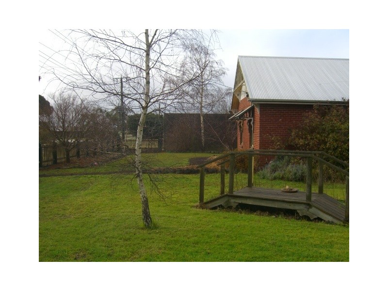 33 Clarke Street, Cobden VIC 3266