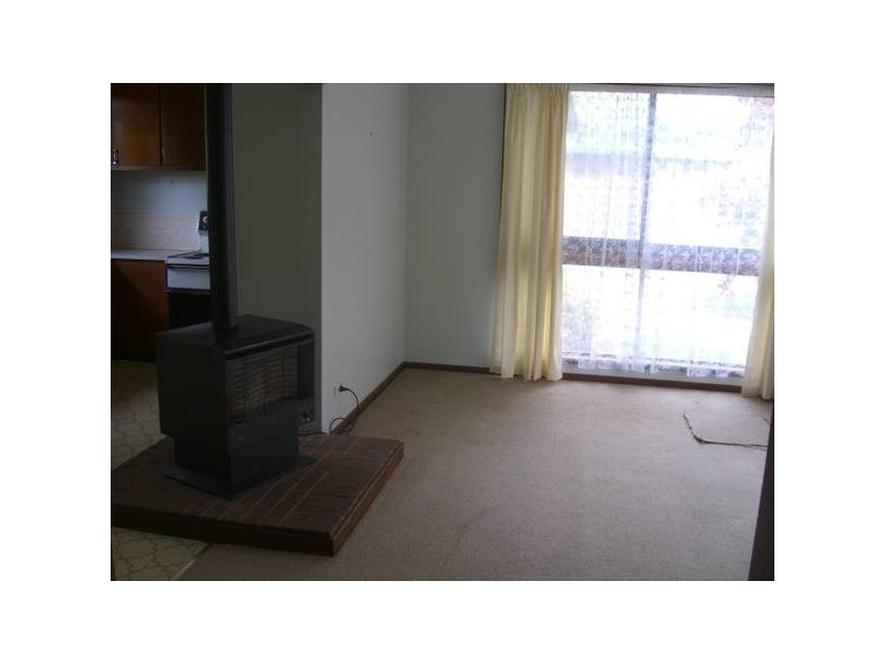 72 Clarke Street, Cobden VIC 3266