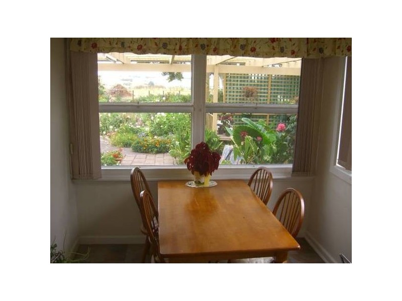 76 Walker Street, Cobden VIC 3266