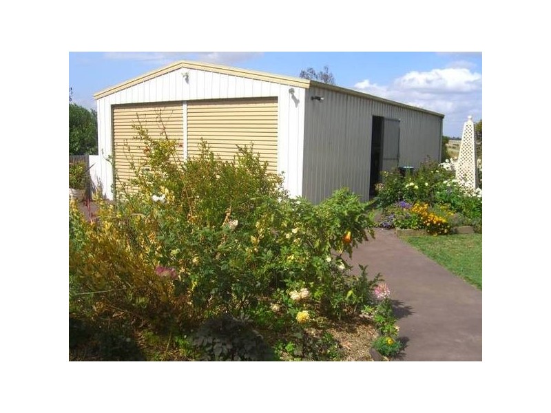 76 Walker Street, Cobden VIC 3266