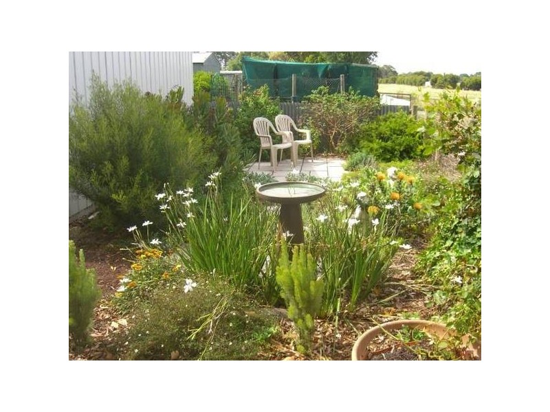 76 Walker Street, Cobden VIC 3266