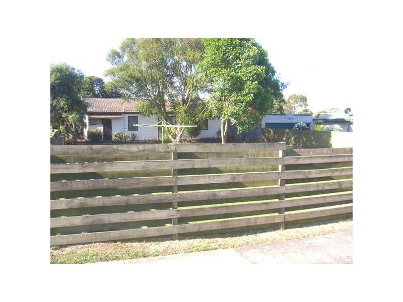 108 Curdie Street, Cobden VIC 3266