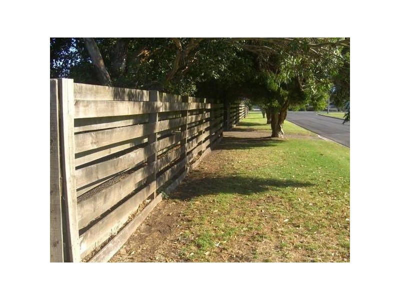 108 Curdie Street, Cobden VIC 3266