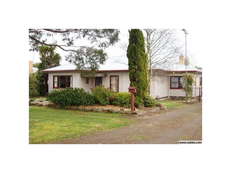 60 MItchell Street, Cobden VIC 3266