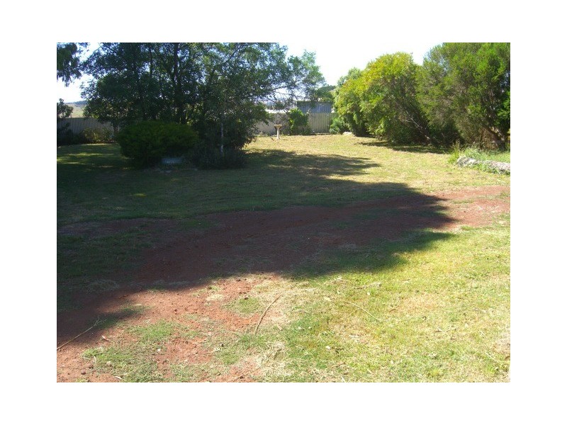 74 Walker Street, Cobden VIC 3266