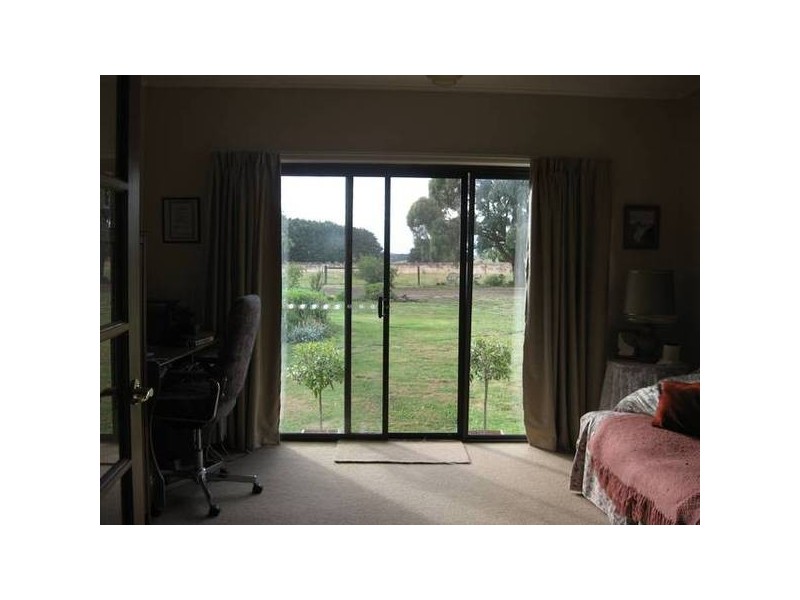 64 Jancourt Road, Cobden VIC 3266