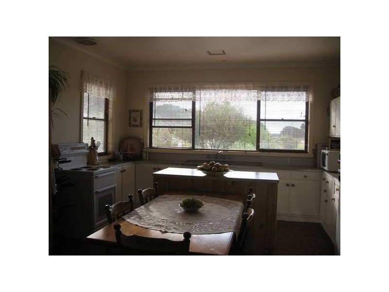 64 Jancourt Road, Cobden VIC 3266
