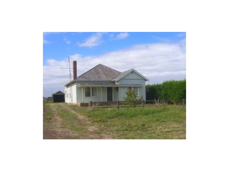 189 Cobden-Ecklin Road, Elingamite VIC 3266