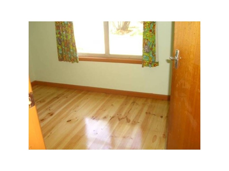 12 Old Port Campbell Road, Cobden VIC 3266