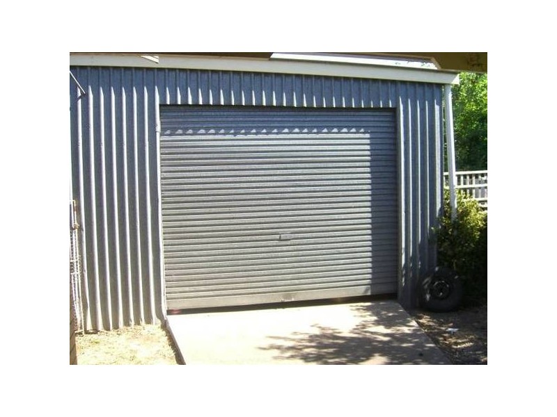 12 Old Port Campbell Road, Cobden VIC 3266