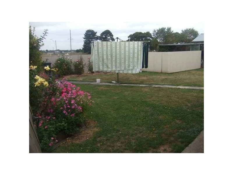 26A Cemetary Road, Cobden VIC 3266